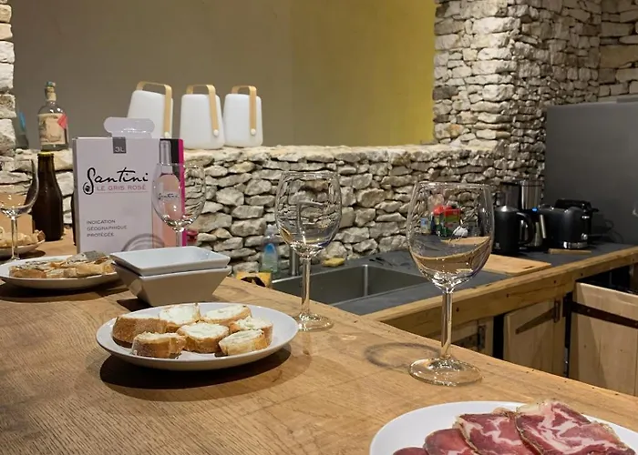 Casacanetto Villa, Et Piscine Chauffee Villa