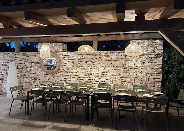 Casacanetto Villa, Et Piscine Chauffee Vila *