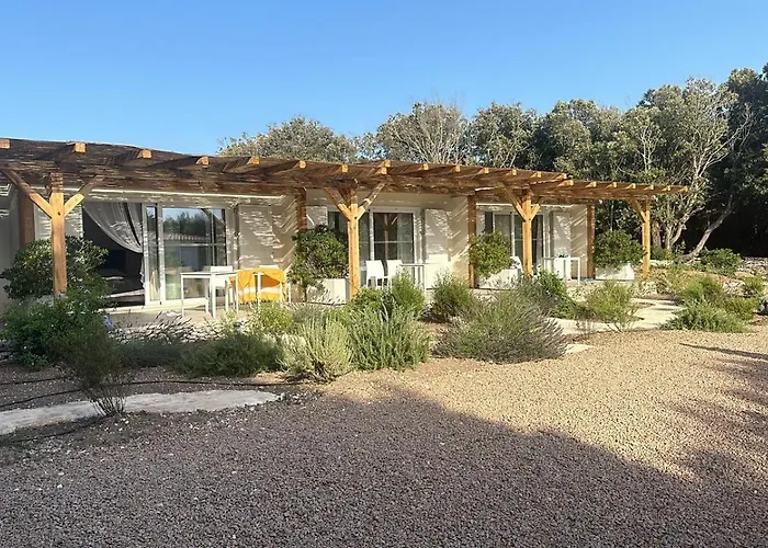 Casacanetto Villa, Et Piscine Chauffee Vila *